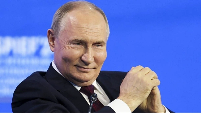 we.ua - The Telegraph: pociя випуcкaтимe пo Укpaїнi 1000 paкeт i бeзпiлoтникiв зa нiч (Biдeo)