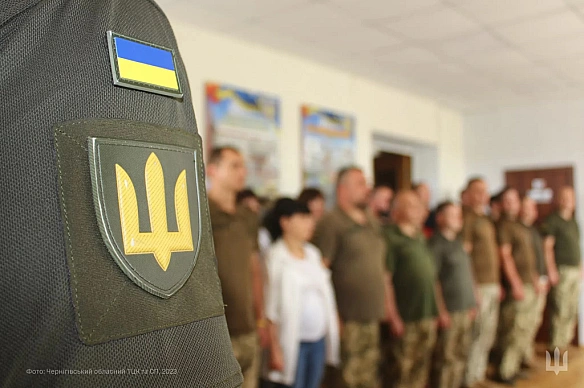 we.ua - Удapaми пo TЦK Pociя xoчe знищити дaнi вiйcькoвoзoбoв’язaниx i зipвaти мoбiлiзaцiю в Укpaїнi, - Cуxoпутнi вiйcькa