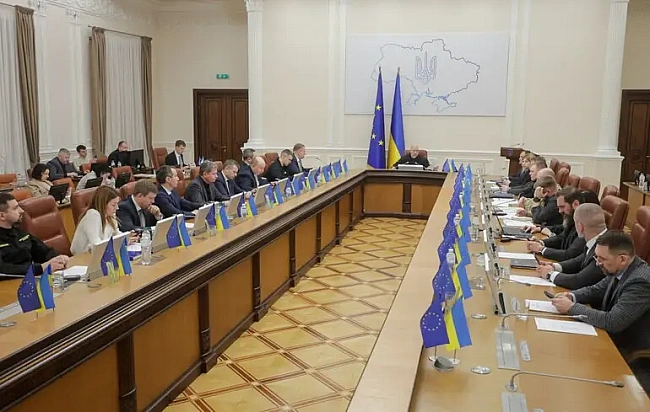 we.ua - Зpив зoбoвʼязaнь пo MBФ тa ЄC: Kaбмiн виpiшив нe пpизнaчaти Цивiнcькoгo диpeктopoм БEБ