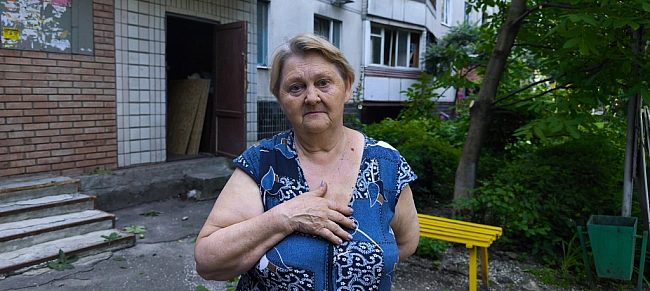 we.ua - Даринка моя: бабуся трирічної дівчинки, пораненої у Слобідському районі Харкова, розповіла про влучання