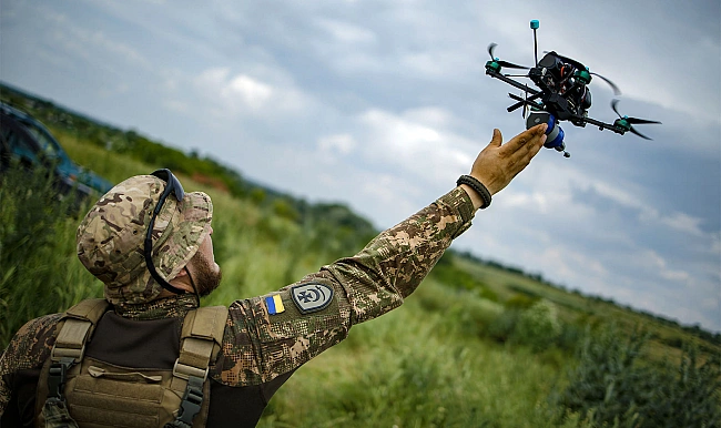 we.ua - Кожна бригада буде отримувати гроші на шопінг: в Україні запустили маркетплейс зброї