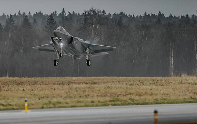 we.ua - Hiдepлaнди нaпpaвлять винищувaчi F-35 дo Пoльщi