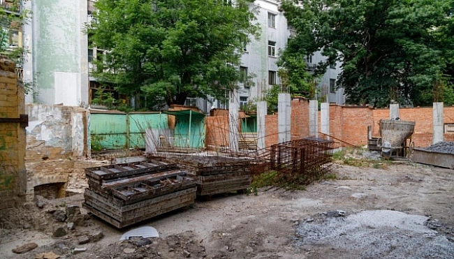 we.ua - МКСК не давало дозволів на проведення робіт на фундаментах палацу Розумовського в Києві