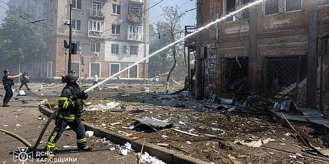 we.ua - Росія вдарила по ТЦК у Харкові та Запоріжжі: пошкоджено житлові будинки, гуртожитки й корпуси Запорізької політехніки, десятки постраждалих