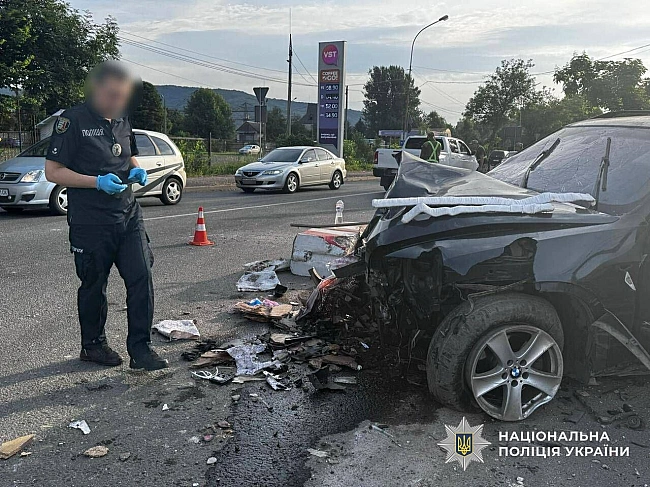 we.ua - Нетвереза водійка в’їхала у блокпост на Закарпатті, загинув прикордонник