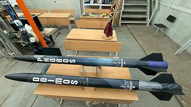 we.ua - Студенти КАІ запустили дві аматорські ракети «Фобос» і «Деймос». З якою метою