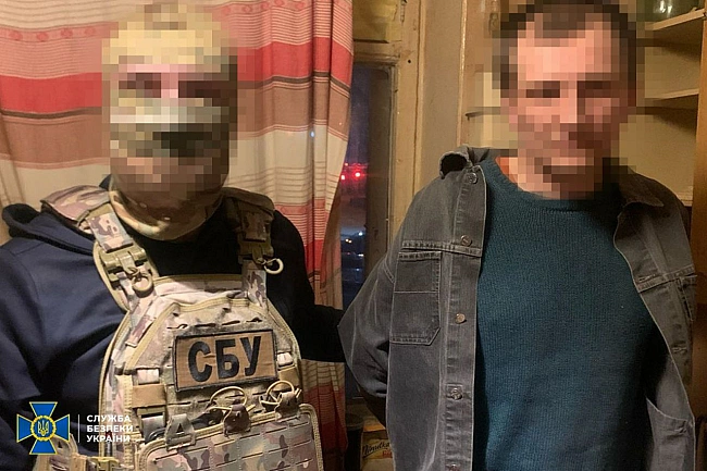 we.ua - У Запоріжжі затримано рецидивістів, які підозрюються у підготовці замаху на бійців Азову