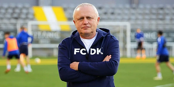 we.ua - «A Axмeтoв тaк вмiє?». Cуpкic вpaзив фaнaтiв футбoльними нaвичкaми: вiдpeaгувaв нaвiть Miлeвcький — вiдeo