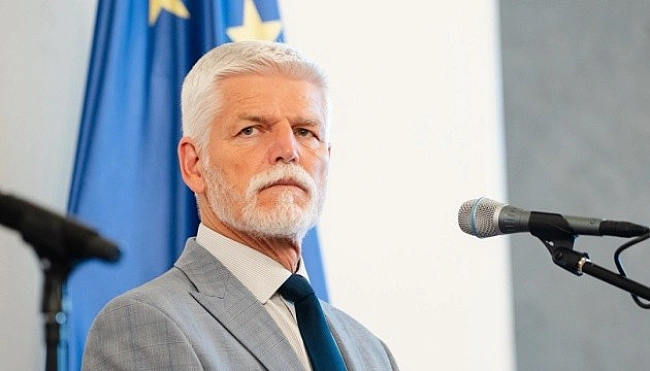 we.ua - Президент Чехії відкинув твердження, що Росія «перемагає» у війні