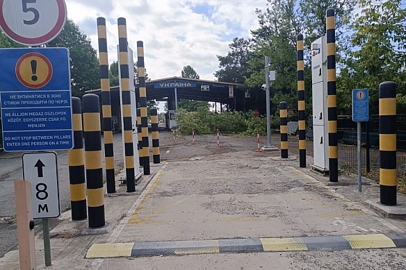 we.ua - Негода ускладнила перетин кордону з Угорщиною: що треба знати