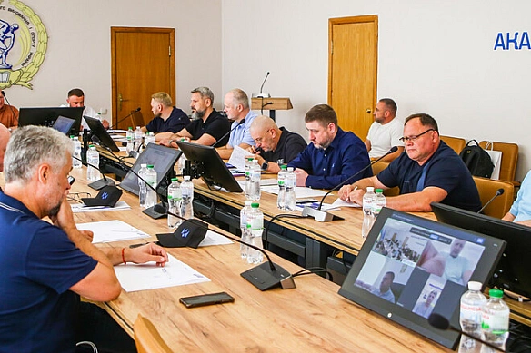 we.ua - Український клуб хоче грати у закордонному чемпіонаті. Йому дали відповідь