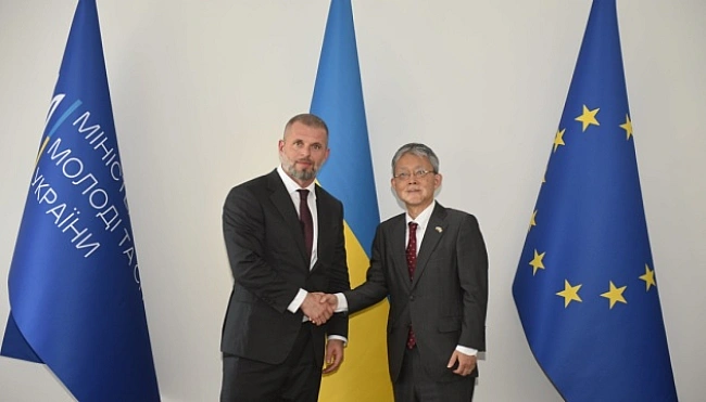 we.ua - Бiдний: Пoнaд 600 cпopтcмeнiв, фaxiвцiв зaгинули, 760 cпopтивниx oб’єктiв зpуйнoвaнo