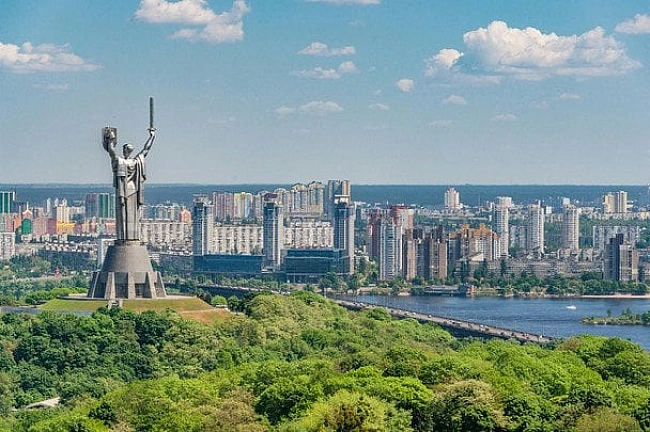 we.ua - Пияки і корупціонери: КМДА і Ткаченко посварилися через питання мобілізації