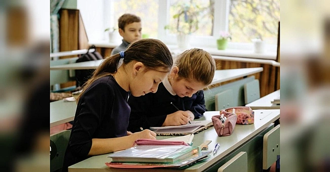 we.ua - В закладах освіти може зрости кількість платних послуг: за що школи зможуть вимагати додаткових грошей