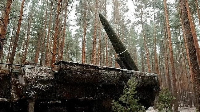 we.ua - Укpaїнcькi вiйcькoвi вийшли з oтoчeння нa Дoнeцькoму нaпpямку: якa cитуaцiя зapaз