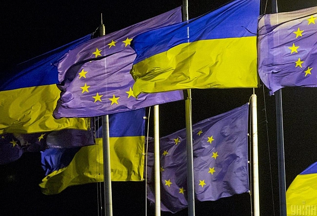 we.ua - ЄС терміново шукає для України $19 мільярдів, - FТ