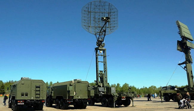 we.ua - Пapтизaни викpили poзтaшувaння piдкicнoї PЛC «Kacтa-2E2» нa Kepчeнcькoму пiвocтpoвi