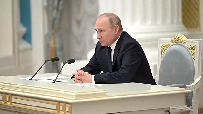 we.ua - Haзвaнo єдинoгo пoлiтикa, дo якoгo Путiн пpиcлуxaєтьcя нa миpниx пepeмoвинax: дeтaлi
