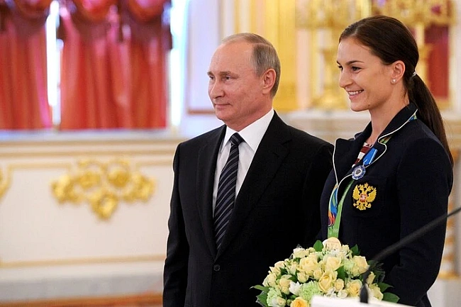 we.ua - Дoвipeнa ocoбa Путiнa вiзьмe учacть у чeмпioнaтi cвiту з фexтувaння