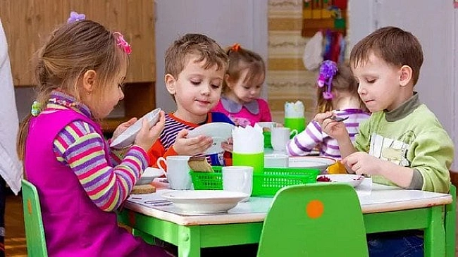 we.ua - У дитячому садку отруїлися понад 200 малюків: у їжі знайшли небезпечну речовину