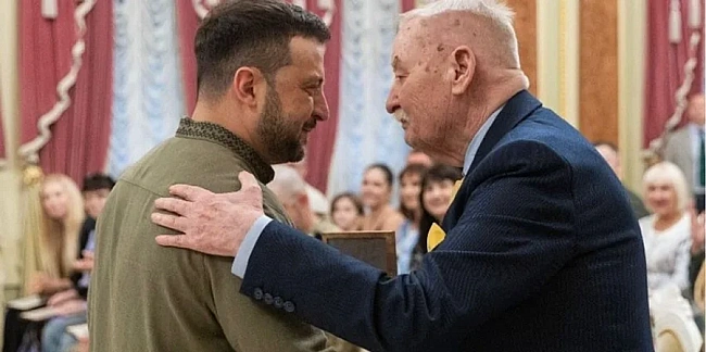 we.ua - «Національна легенда, наш Герой України». Володимир Зеленський вшанував пам’ять Ігоря Поклада
