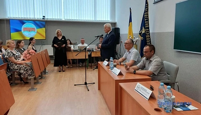 we.ua - У Франківську отримали дипломи понад 500 випускників Херсонського держуніверситету