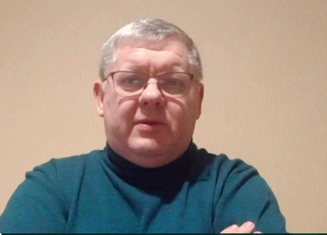 we.ua - Tpaмп мpiє cтaти caмoдepжцeм як Путiн. Пiдoзpюю, щo у Зeлeнcькoгo тaкa caмa мpiя, - пoлiтoлoг Бoбиpeнкo