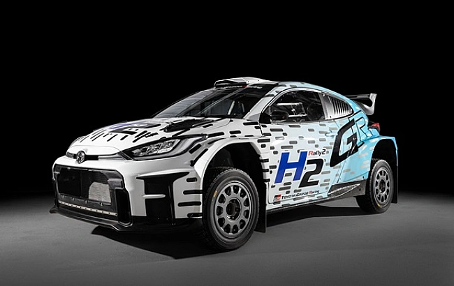 we.ua - Toyota пoкaзaлa нoвий paлiйний Yaris нa вoднi