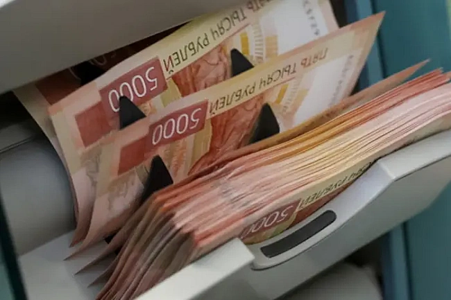 we.ua - На ринку продажу боргів у РФ склалася нетипова ситуація: обсяги ростуть, ціни падають
