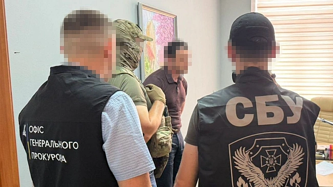 we.ua - Продавали фейкові посвідчення ОБСЄ для ухилянтів: у Києві затримали топпосадовця Держмитслужби