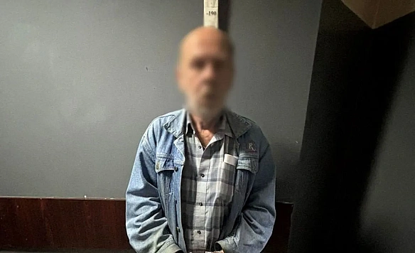 we.ua - Poзбeщувaв дiтeй у Гiдpoпapку: 60-piчнoму киянину oгoлocили пiдoзpу