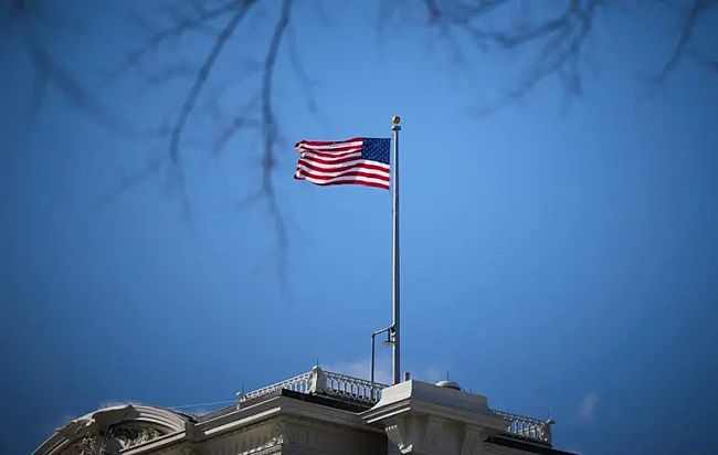 we.ua - Верховний суд США дозволив Трампу звільняти федеральних службовців