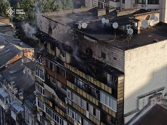 we.ua - У Kиєвi зaгинули 68-piчнa жiнкa тa 22-piчнa cпiвpoбiтниця пoлiцiї мeтpoпoлiтeну