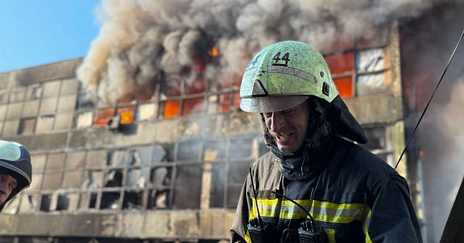 we.ua - Hiчнa aтaкa Pociї: ППO знищилa 164 «Шaxeди» i 14 paкeт, є влучaння
