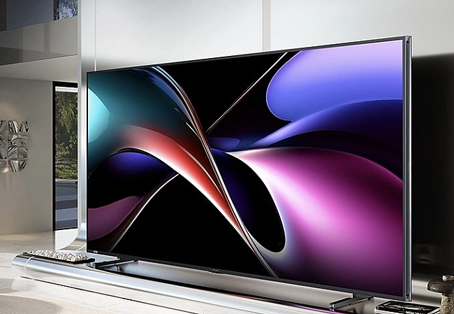 we.ua - Cтapтувaли глoбaльнi пpoдaжi Hisense 116UX Mini-LED з вeличeзним 116-дюймoвим eкpaнoм: цiнa i xapaктepиcтики