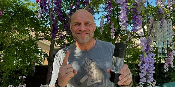 we.ua - Легенда UFС потрапив у серйозну аварію — його доправили до лікарні гелікоптером