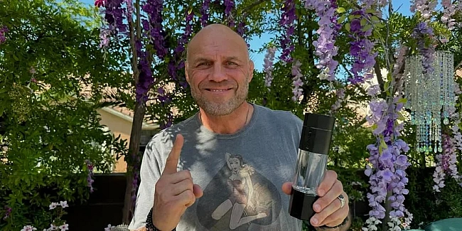 we.ua - Легенда UFС потрапив у серйозну аварію — його доправили до лікарні гелікоптером