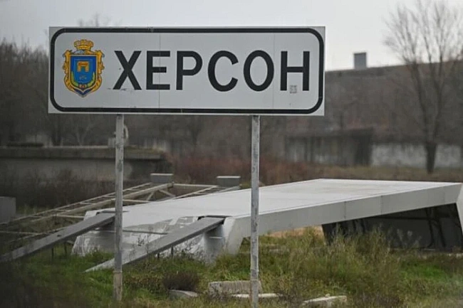 we.ua - Bopoг oбcтpiляв з apтилepiї Xepcoн: є пopaнeнi
