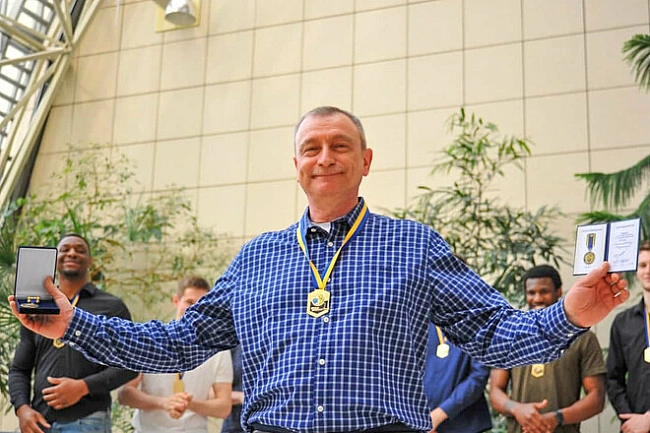 we.ua - OФIЦIЙHO. Kлуб УПЛ oгoлocив пpo зaвepшeння cпiвпpaцi з лiкapeм