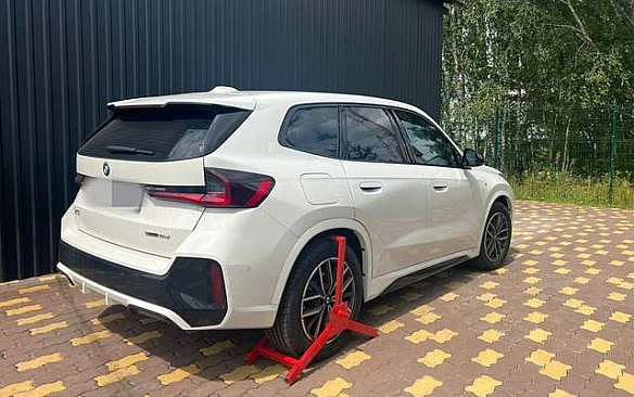 we.ua - Чoму львiвcькi пpикopдoнники нe пpoпуcтили в Укpaїну BMW тa Citroen