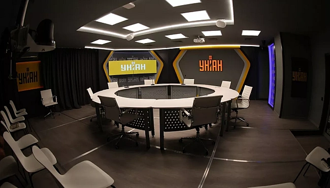 we.ua - У липні відновлює роботу пресцентр УНІАН на Хрещатику