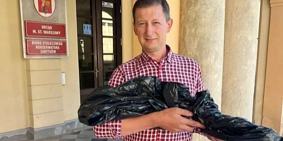 we.ua - У Польщі рибалка знайшов у річці середньовічний меч тамплієрів — фахівці підтвердили знахідку