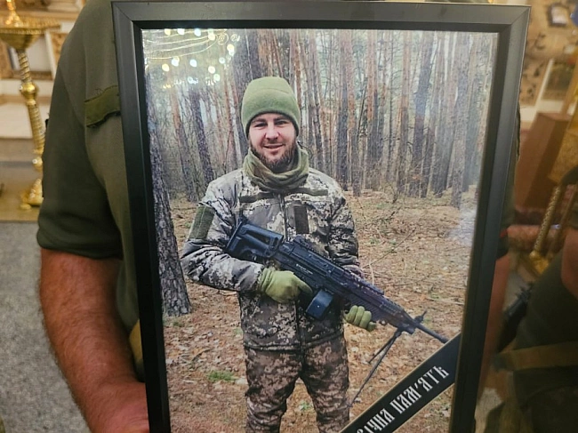 we.ua - Загинули на Донеччині: у Полтаві попрощалися із двома полеглими захисниками України
