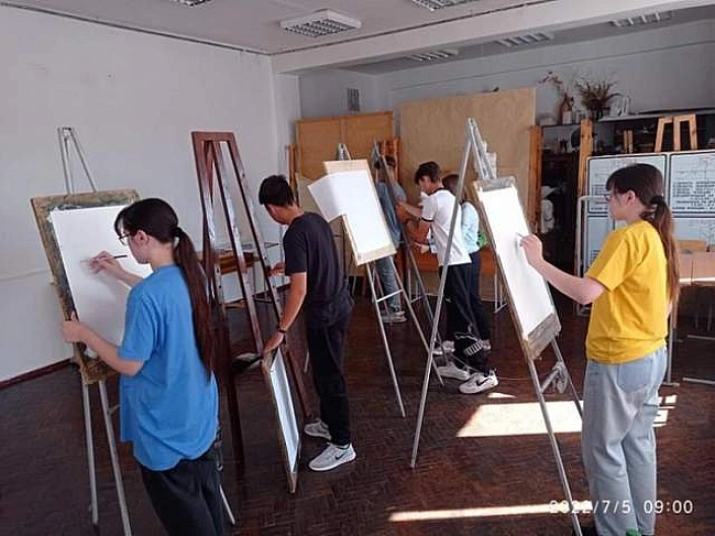 we.ua - Завершується реєстрація вступників на творчі конкурси та співбесіди