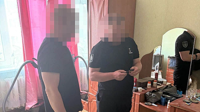 we.ua - На Чернігівщині військовий посадовець возив деревину на фронту, не полишаючи свого району