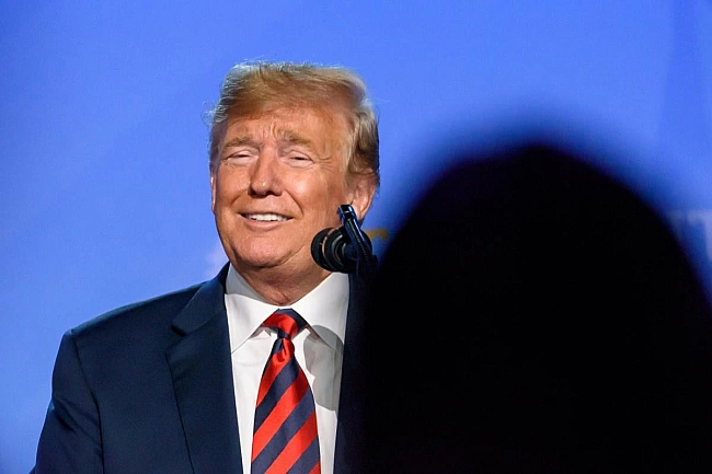 we.ua - Символ надії: Білий дім перетворив Трампа на Супермена