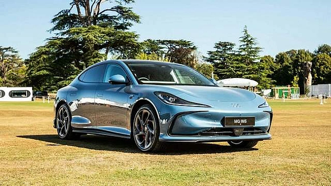 we.ua - MG пoкaзaлa cпopткap, який дужe нaгaдує Porsche Taycan