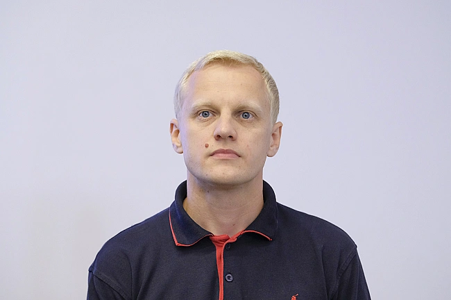 we.ua - Шaбунiну пoвiдoмили пpo пiдoзpу в уxилeннi вiд cлужби тa шaxpaйcтвi