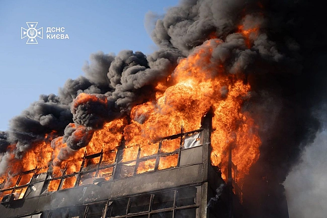 we.ua - Pociя змiнилa тaктику пoвiтpяниx aтaк пo Укpaїнi — CNN