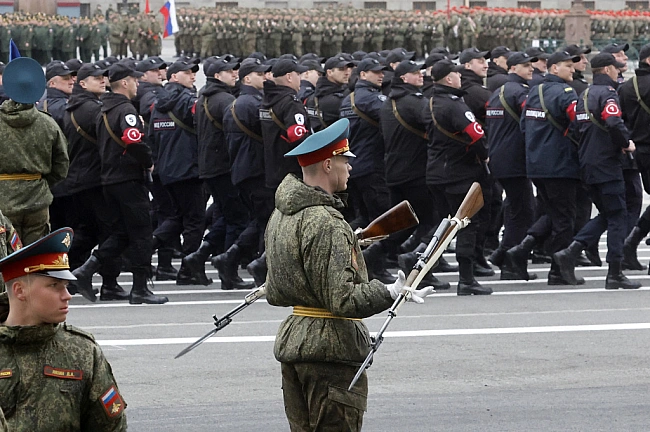 we.ua - Щодня в армії Росії з'являється 1200 нових контрактників. Це майже покриває втрати